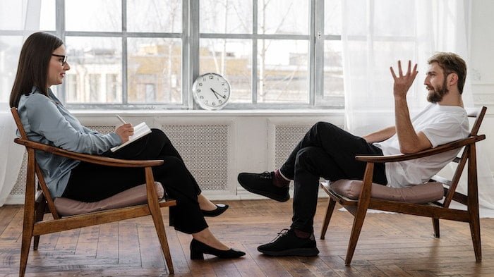 Man at therapy at a drug and alcohol rehab in Glasgow