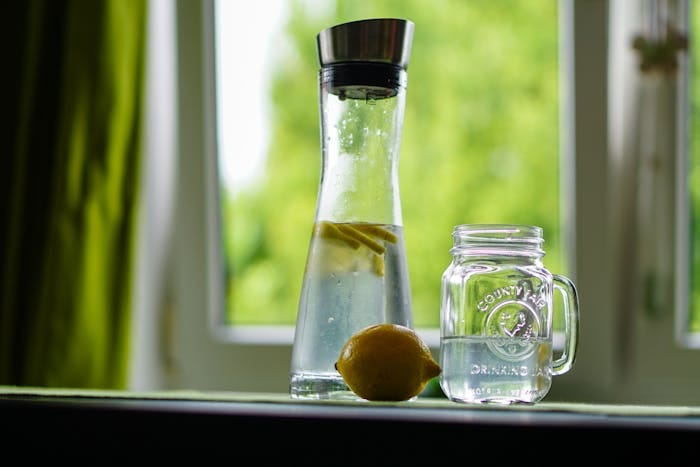 Drinking water during a detox